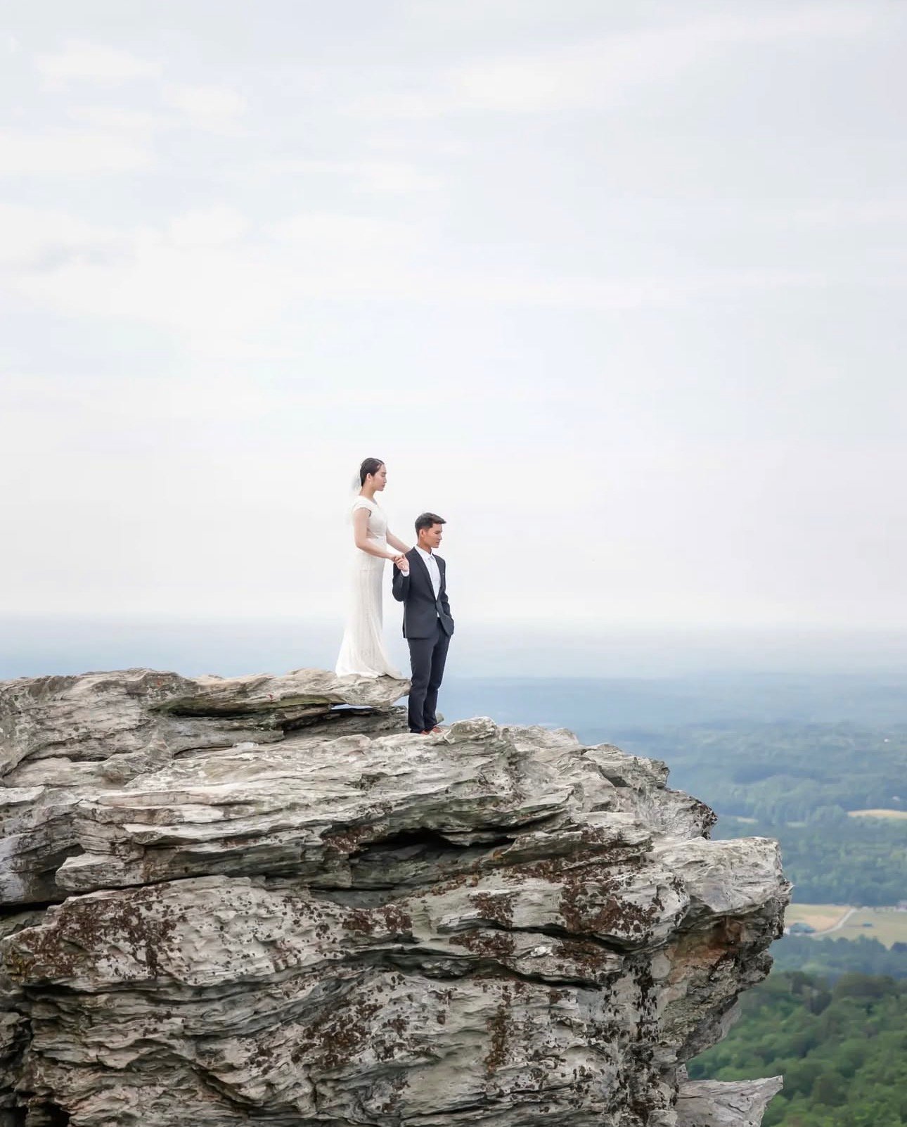 Outdoor pre-wedding image 3